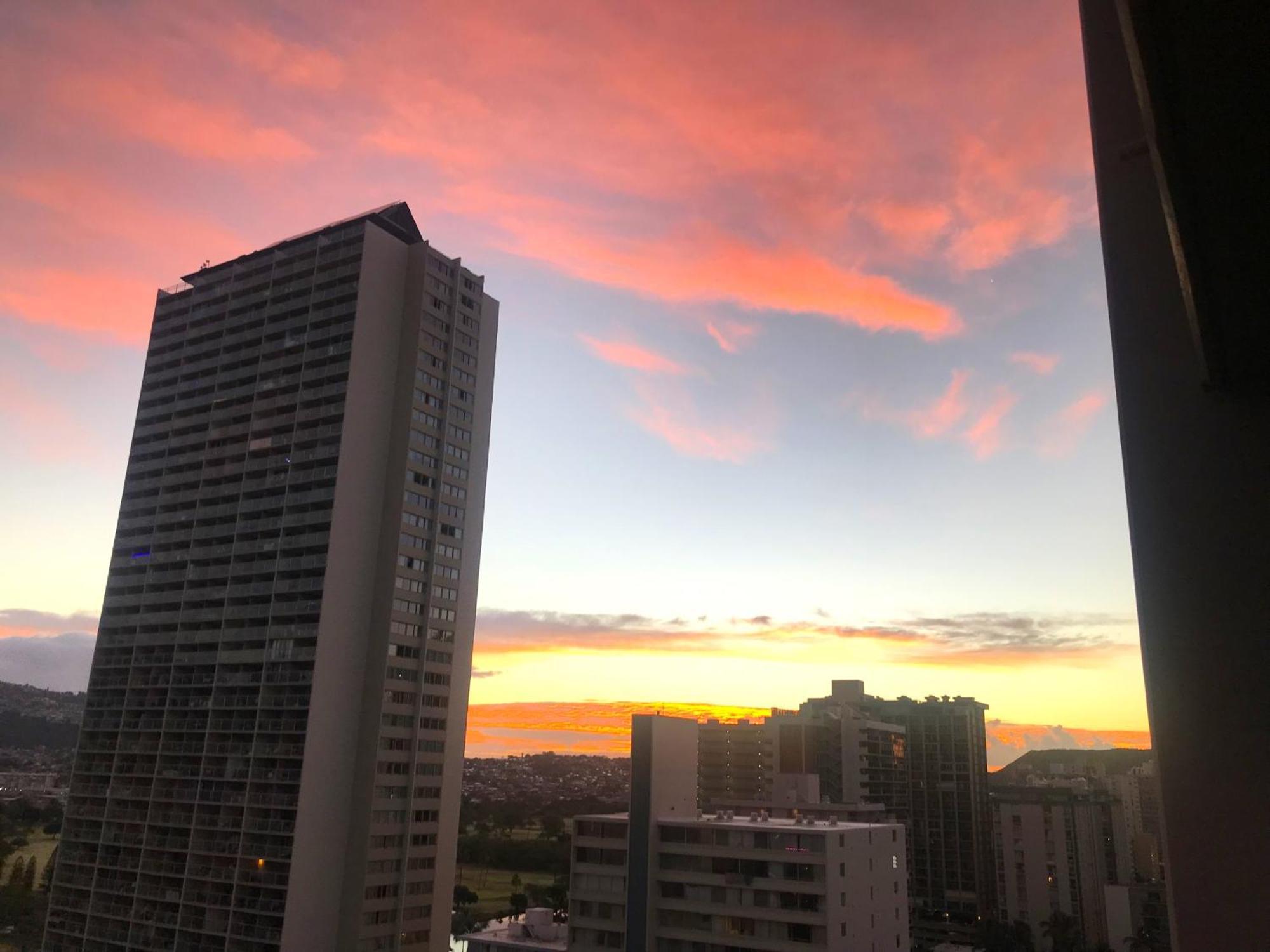 ホノルル Royal Kuhio 1702 - Spacious Studio With Stunning Mountain City Views In The Heart Of Waikiki!ヴィラ エクステリア 写真